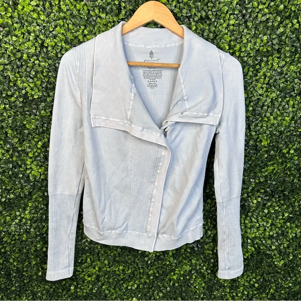 Nwot Free people movement blue‎ gray zip up ribbed active wear zip up